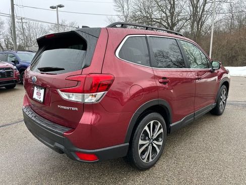 Used 2024 Subaru Forester Limited AWD/4WD image 7