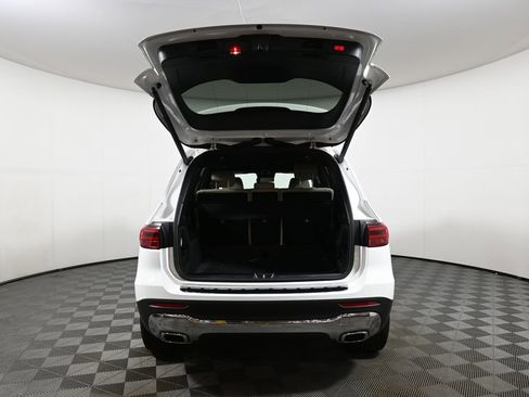 Certified 2025 Mercedes-Benz GLB 250 4MATIC image 34