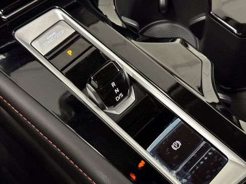 New 2026 Volkswagen Atlas Peak Edition AWD/4WD image 21