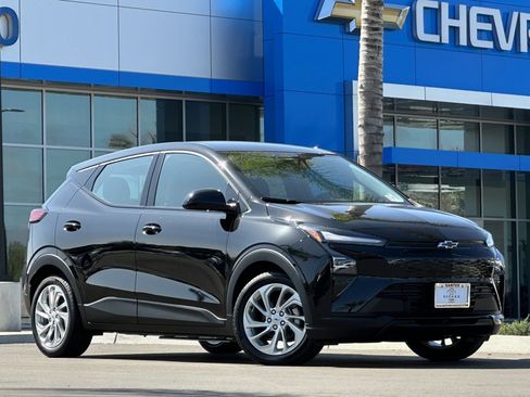 New 2027 Chevrolet Bolt LT w/ Comfort Package image 2