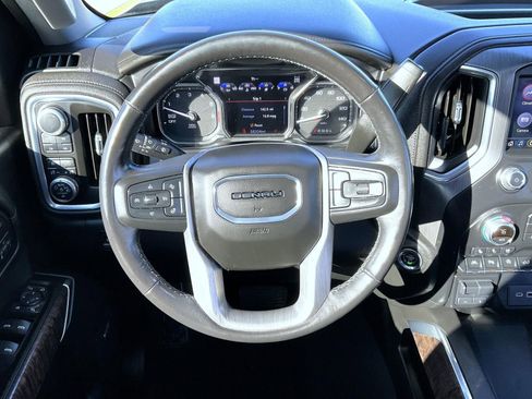 Used 2019 GMC Sierra 1500 Denali w/ Denali Ultimate Package image 11