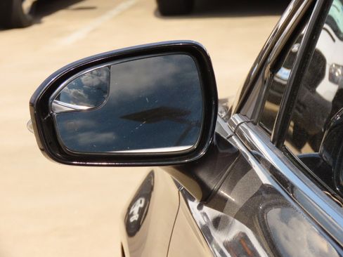 Used 2015 Ford Fusion SE image 17