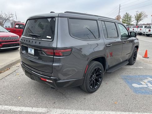 New 2025 Jeep Wagoneer Series II w/ Convenience Group I image 31