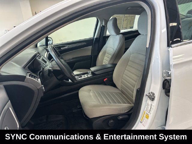 Used 2019 Ford Fusion S FWD image 4