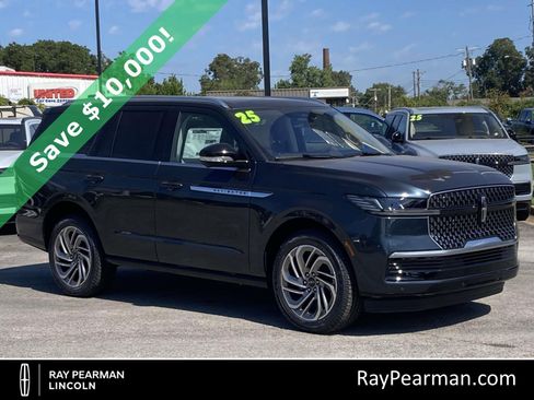 New 2025 Lincoln Navigator Reserve AWD/4WD image 1