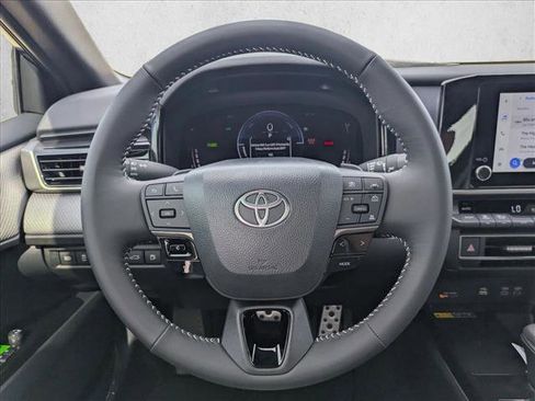 Used 2026 Toyota Camry SE w/ Convenience Package FWD image 12