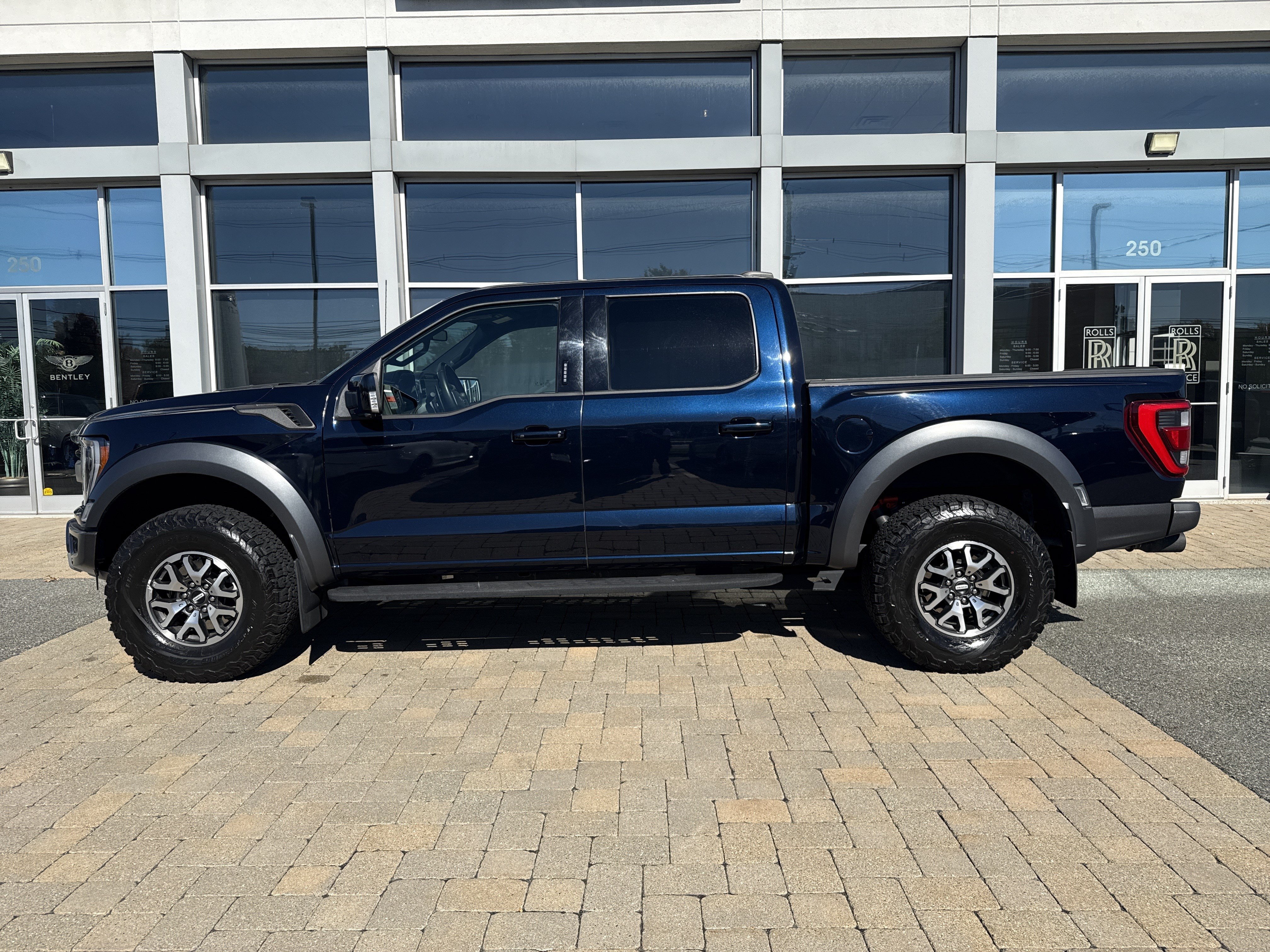 Used 2022 Ford F150 Raptor w/ Equipment Group 801A High AWD/4WD image 5
