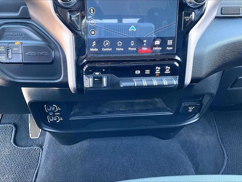 Used 2024 RAM 2500 Laramie image 23