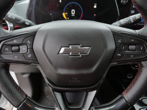 Used 2024 Chevrolet Trax RS w/ Sunroof Package image 25