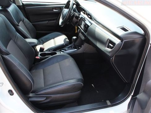 Used 2015 Toyota Corolla S FWD image 37
