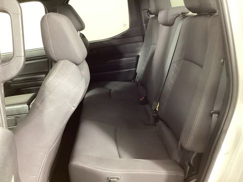 Used 2024 Toyota Tacoma SR5 AWD/4WD image 23