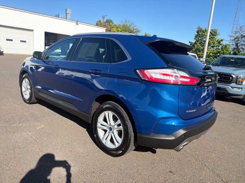Used 2020 Ford Edge SEL w/ Convenience Package FWD image 4