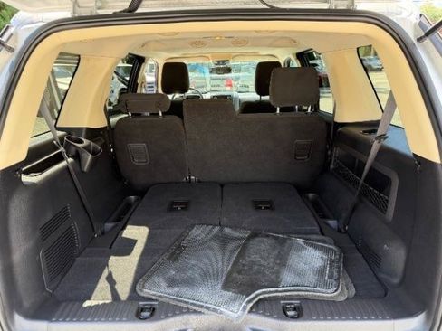Used 2010 Ford Explorer XLT RWD image 29