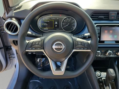 New 2025 Nissan Versa SV w/ Trunk Package FWD image 20