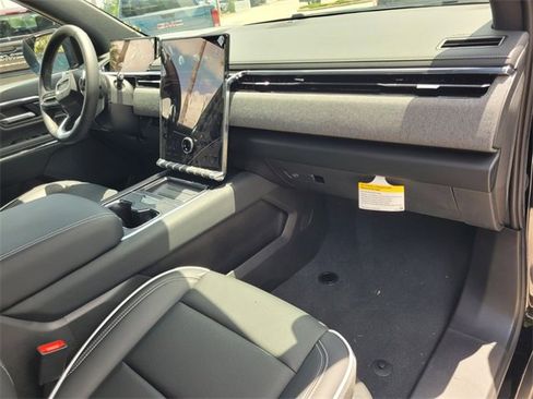 New 2026 GMC Sierra EV Elevation image 18