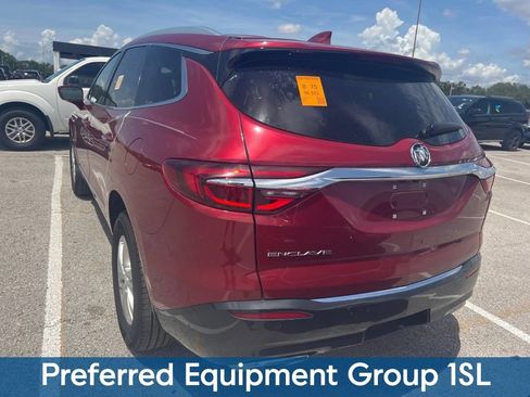 Used 2020 Buick Enclave Essence FWD image 2
