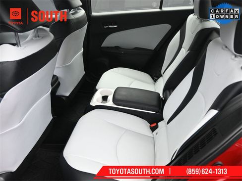 Used 2018 Toyota Prius Prime Advanced image 34