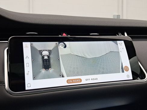Used 2021 Land Rover Range Rover Evoque SE image 25