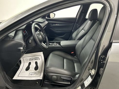 Certified 2025 MAZDA MAZDA3 s FWD image 9