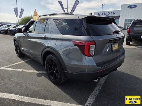 Certified 2024 Ford Explorer ST-Line w/ Class IV Trailer Tow Package RWD image 5