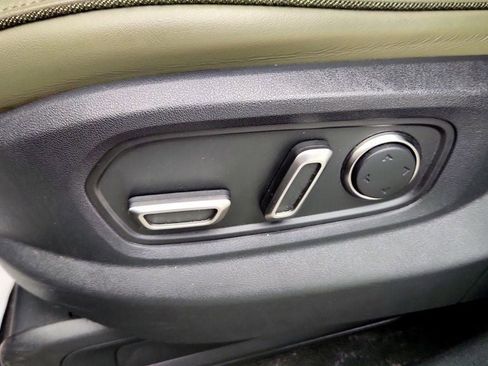 Used 2024 Rivian R1S Adventure AWD/4WD image 11
