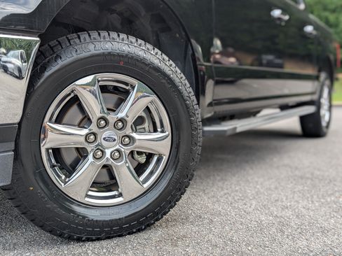 Used 2019 Ford F150 XLT w/ Equipment Group 302A Luxury AWD/4WD image 32