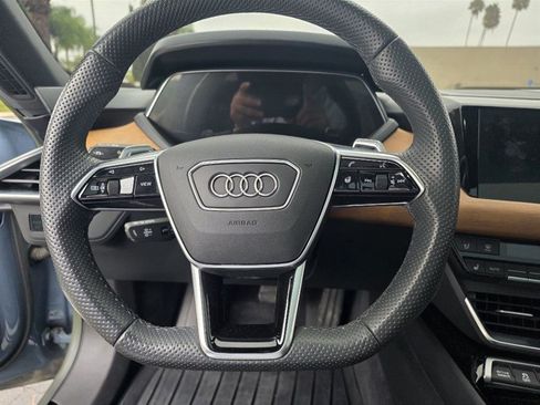 Used 2023 Audi e-tron GT Prestige AWD/4WD image 35