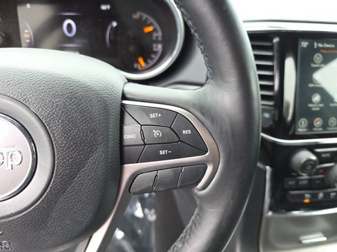Used 2019 Jeep Grand Cherokee Limited RWD image 16
