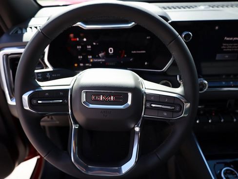 New 2026 GMC Canyon Elevation image 13