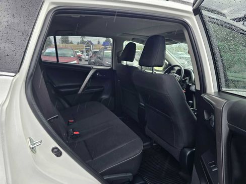 Certified 2017 Toyota RAV4 XLE image 14