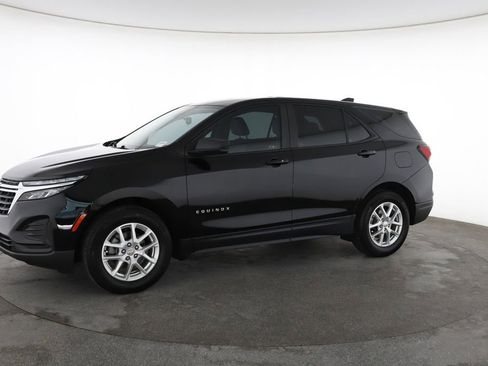 Used 2024 Chevrolet Equinox LS FWD image 6