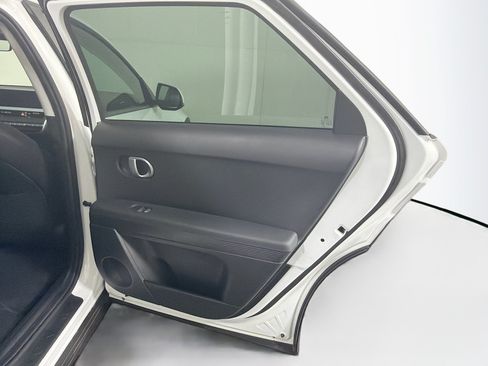 Used 2024 Hyundai Ioniq 5 SEL RWD image 30