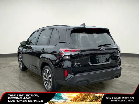Used 2025 Subaru Forester Touring w/ Popular Package - Touring AWD/4WD image 5