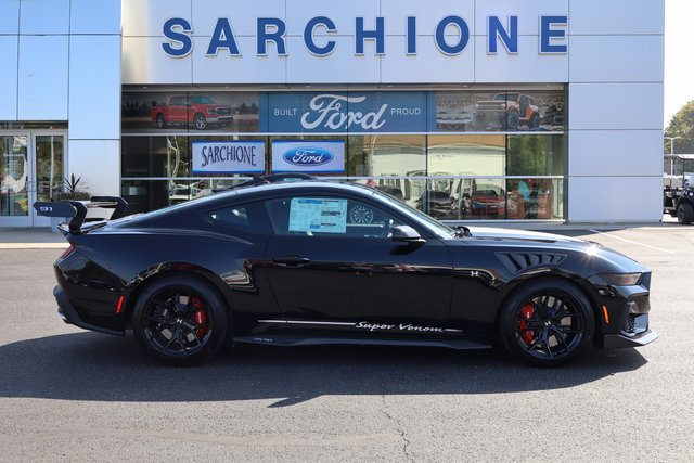 New 2025 Ford Mustang GT Premium w/ GT Performance Package RWD image 2