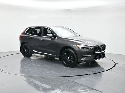 Used 2022 Volvo XC60 B5 Inscription w/ Advanced Package