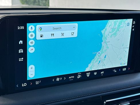 New 2025 Lincoln Aviator AWD w/ Equipment Group 101A image 19