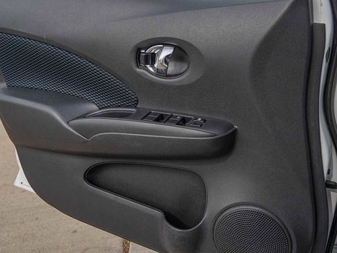 Used 2018 Nissan Versa Note SV image 22