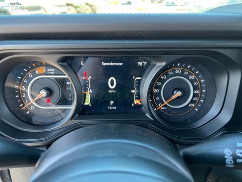 New 2025 Jeep Wrangler Rubicon w/ Steel Bumper Group image 10