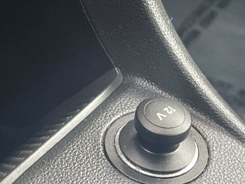 Used 2016 Volkswagen Beetle R-Line image 28