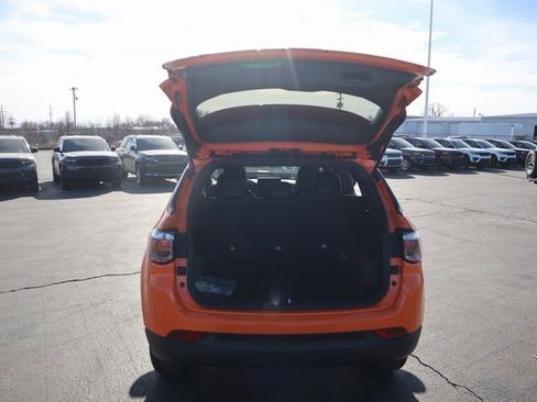 New 2026 Jeep Compass Latitude image 22