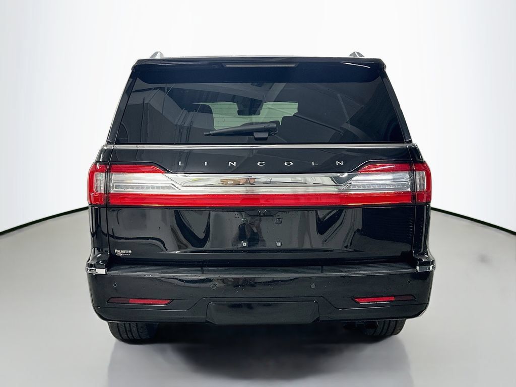 Used 2021 Lincoln Navigator Reserve w/ Luxury Package AWD/4WD image 10
