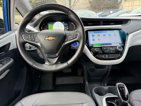 Used 2017 Chevrolet Bolt Premier w/ Driver Confidence II Package image 13