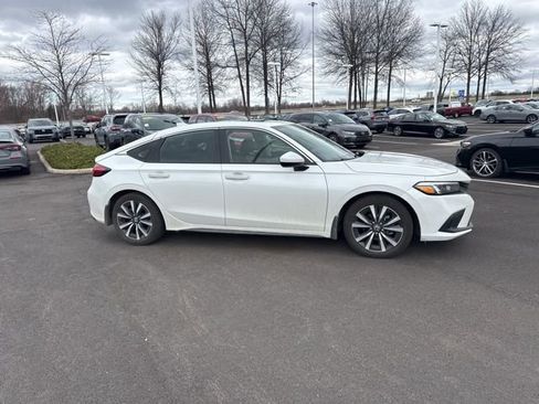 Used 2023 Honda Civic EX-L image 8