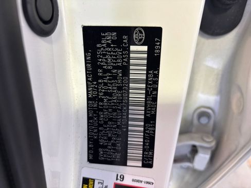 Used 2025 Toyota Camry LE image 31