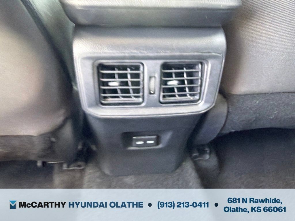 Used 2024 Toyota RAV4 XLE FWD image 20