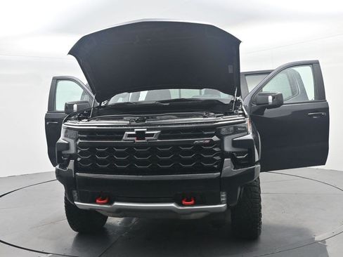 Used 2024 Chevrolet Silverado 1500 ZR2 w/ Technology Package AWD/4WD image 42