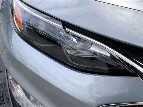 Used 2024 Chevrolet Malibu LT image 31