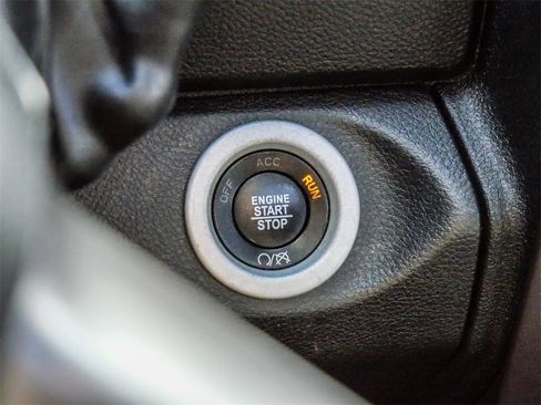 Used 2017 RAM 2500 Limited image 35