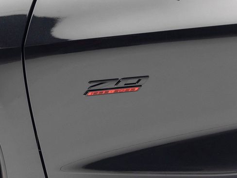 Used 2023 Chevrolet Corvette Stingray Premium Conv w/ Z51 Performance Package image 12