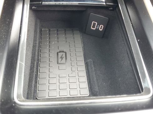 New 2026 Lincoln Corsair Premiere image 23